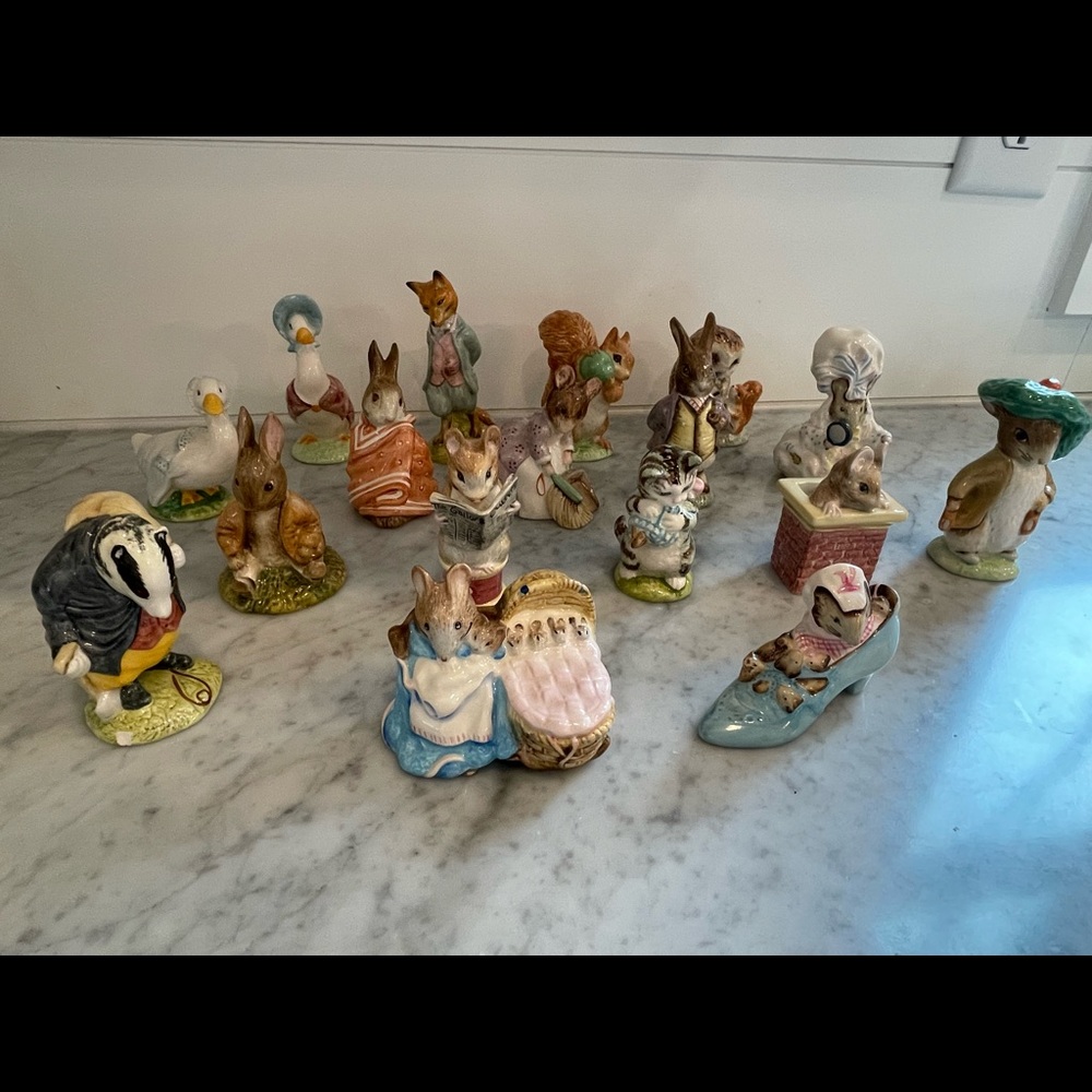 Beatrix Potter 1989 royal Albert LTD set of 17 figurines
